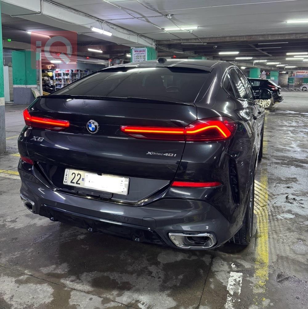 بی ئێم دەبڵیو X6